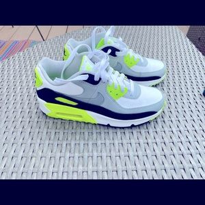 2020 Nike Air Max ‘Volt’